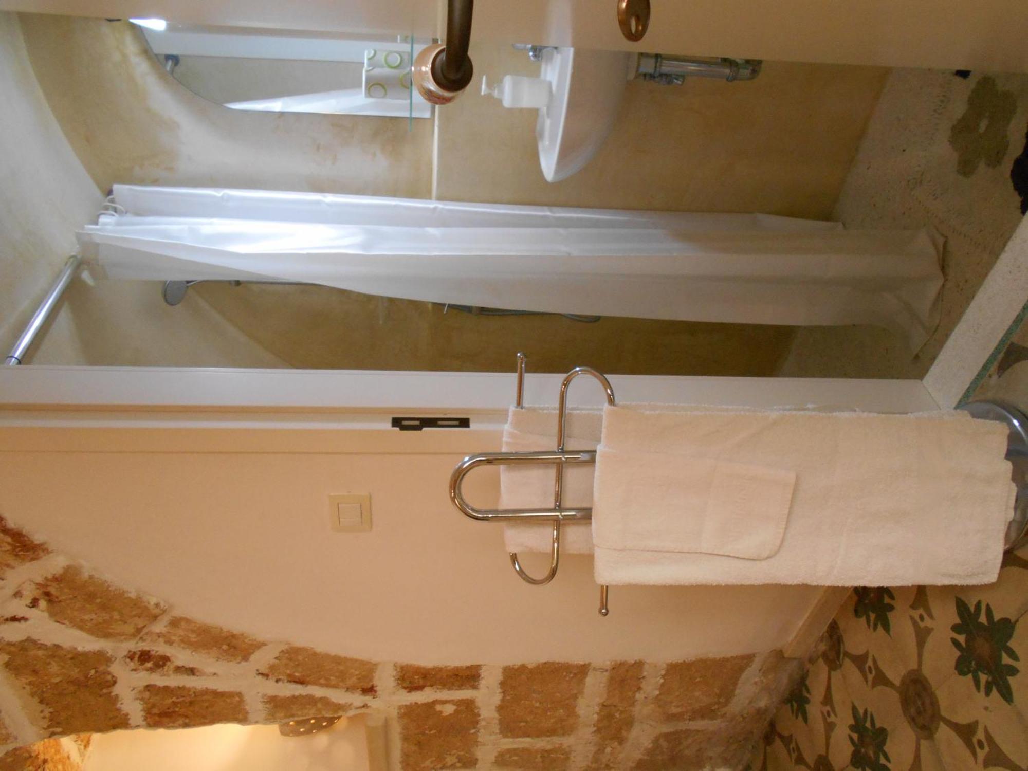 ماتينو B&B Corte Dragone المظهر الخارجي الصورة
